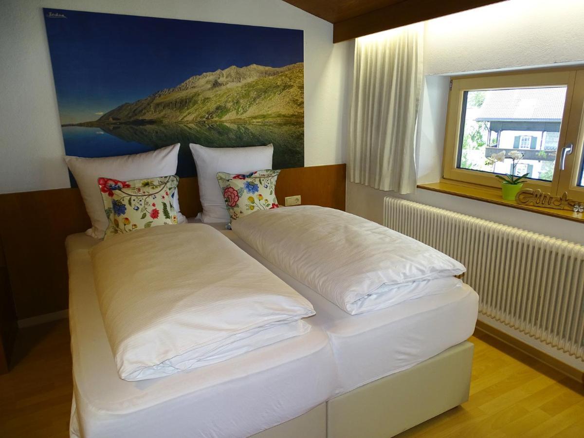 Appartementhaus Mayrhofen By Piaunddirk Exteriör bild