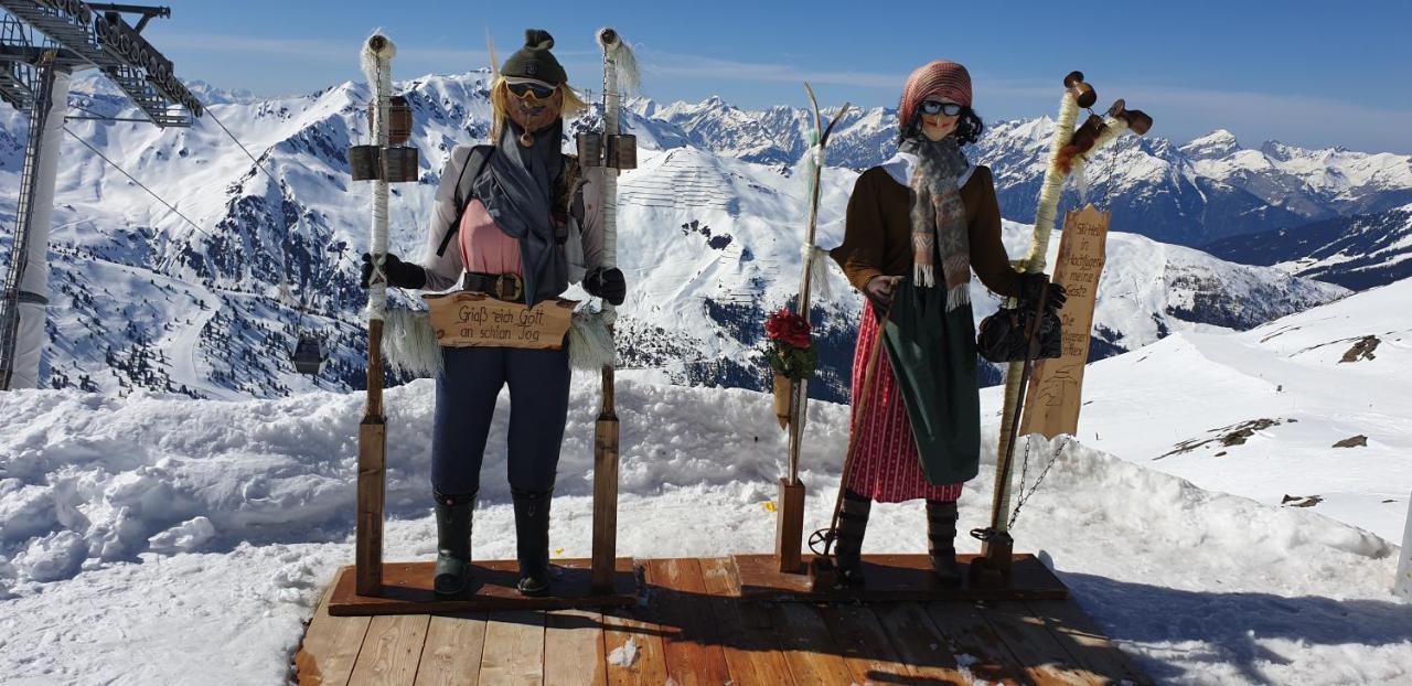 Appartementhaus Mayrhofen By Piaunddirk Exteriör bild